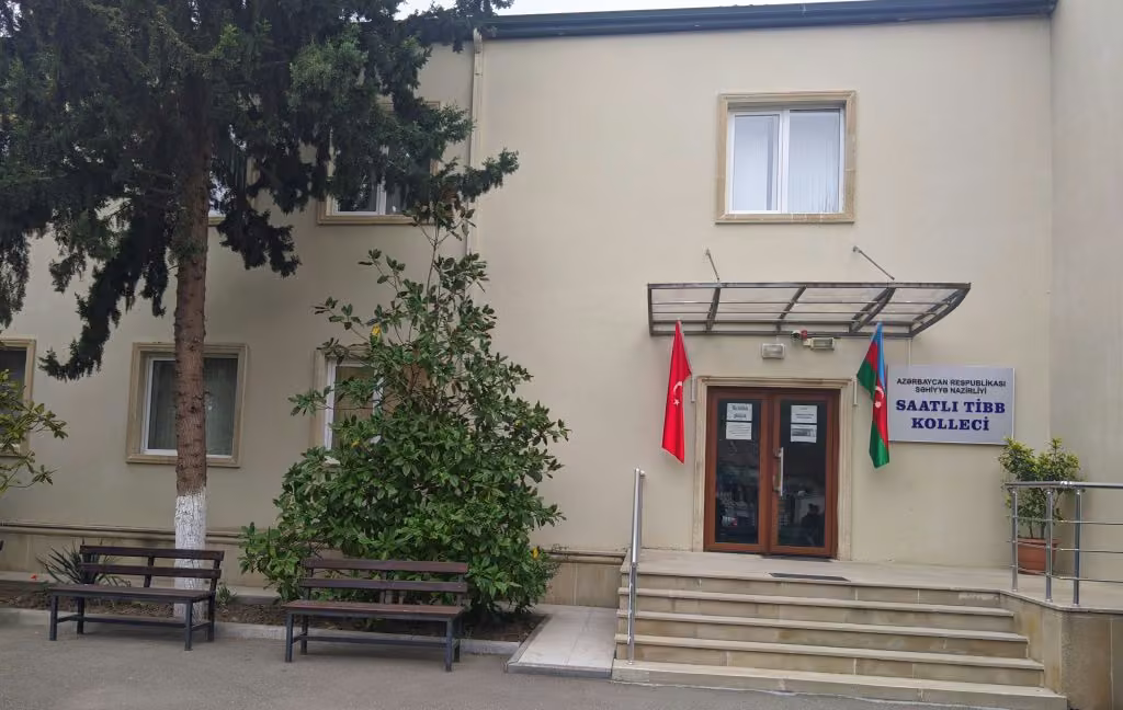 Saatlı Tibb Kolleci